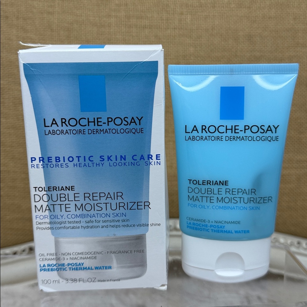 La Roche-Posay Toleriane Double Repair Matte Moisturizer - Picture 2 of 7